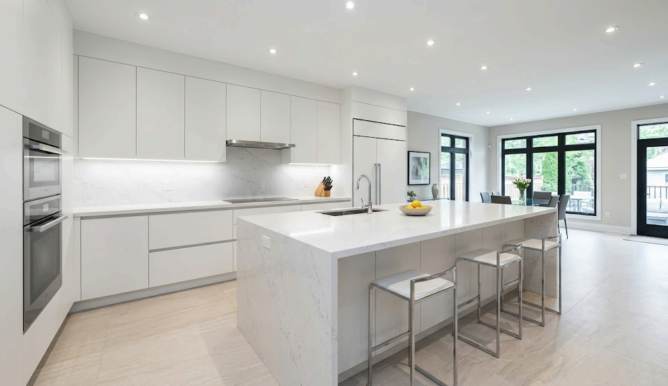 Modern kitchen renovation with new custom cabinets and countertops — GP Love Home Services, Barrie ON